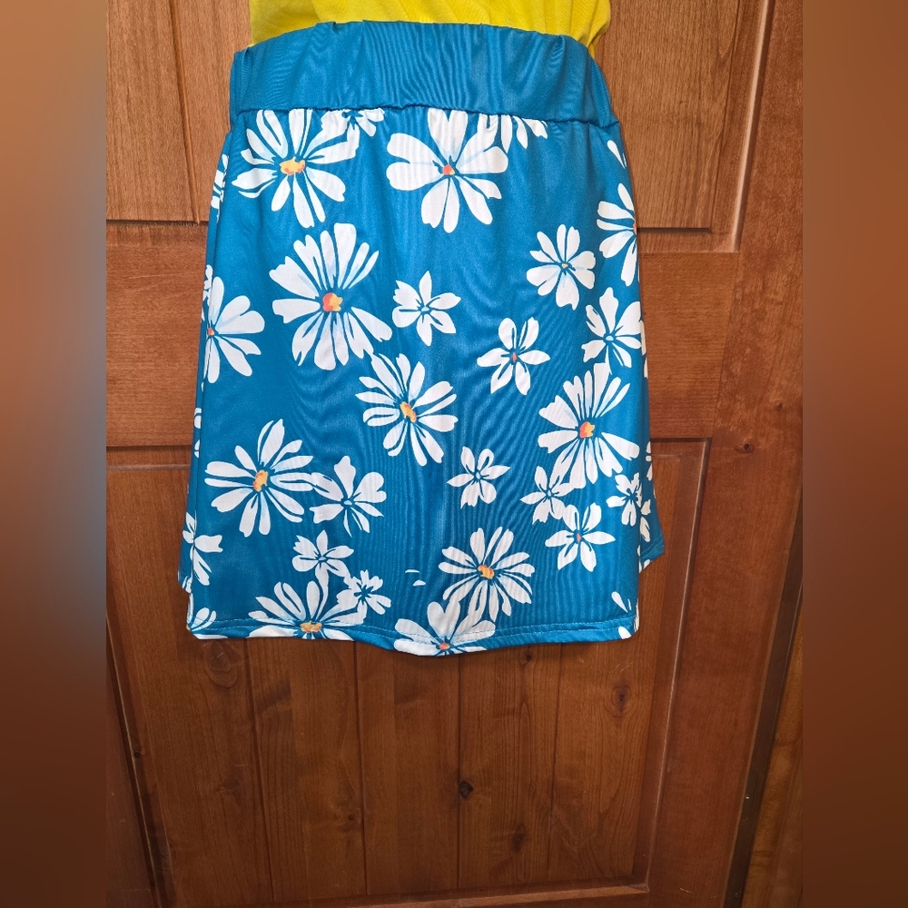 Floral‎ Blue Women's Skort